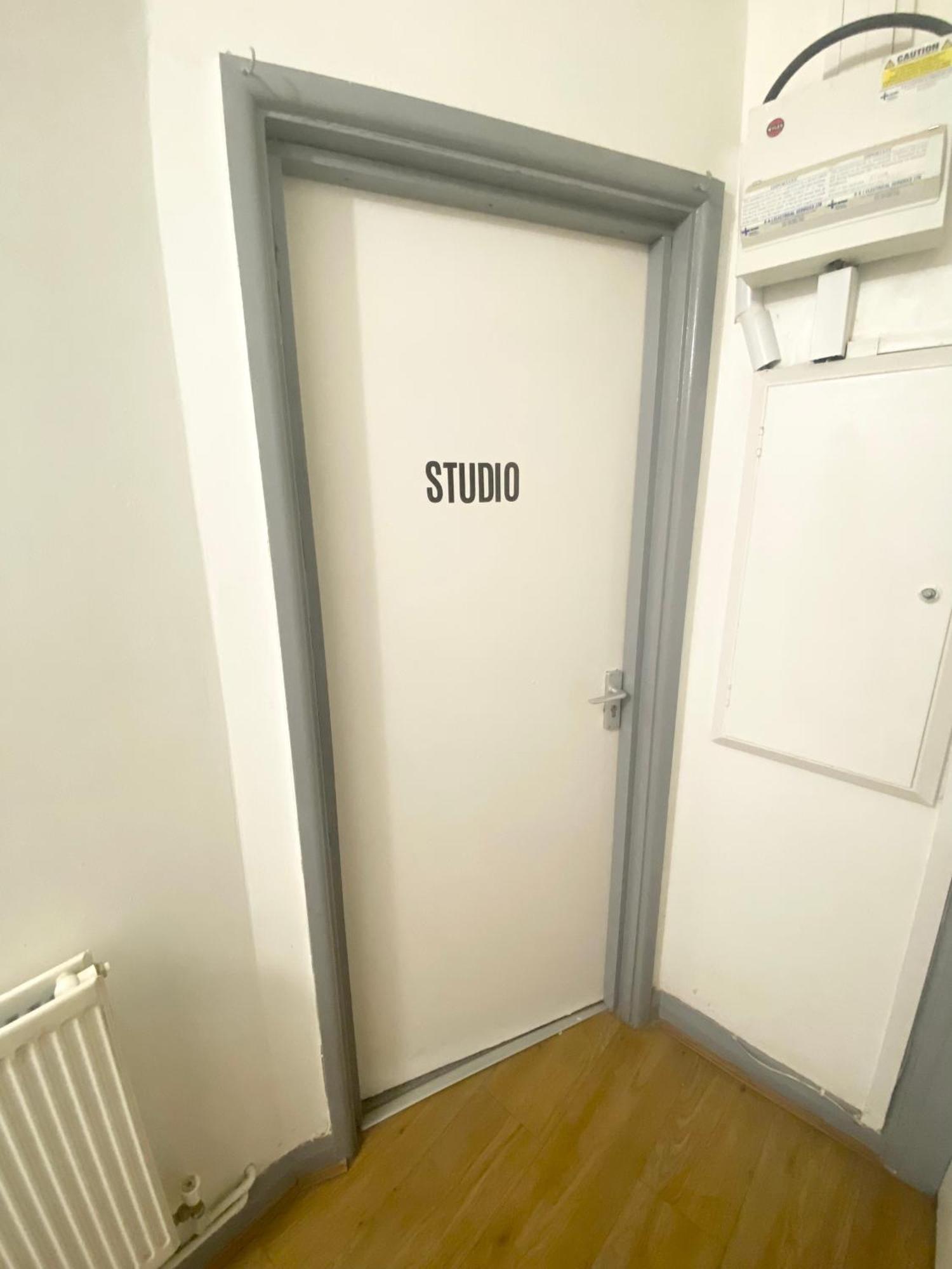 London Studio Chingford Zewnętrze zdjęcie